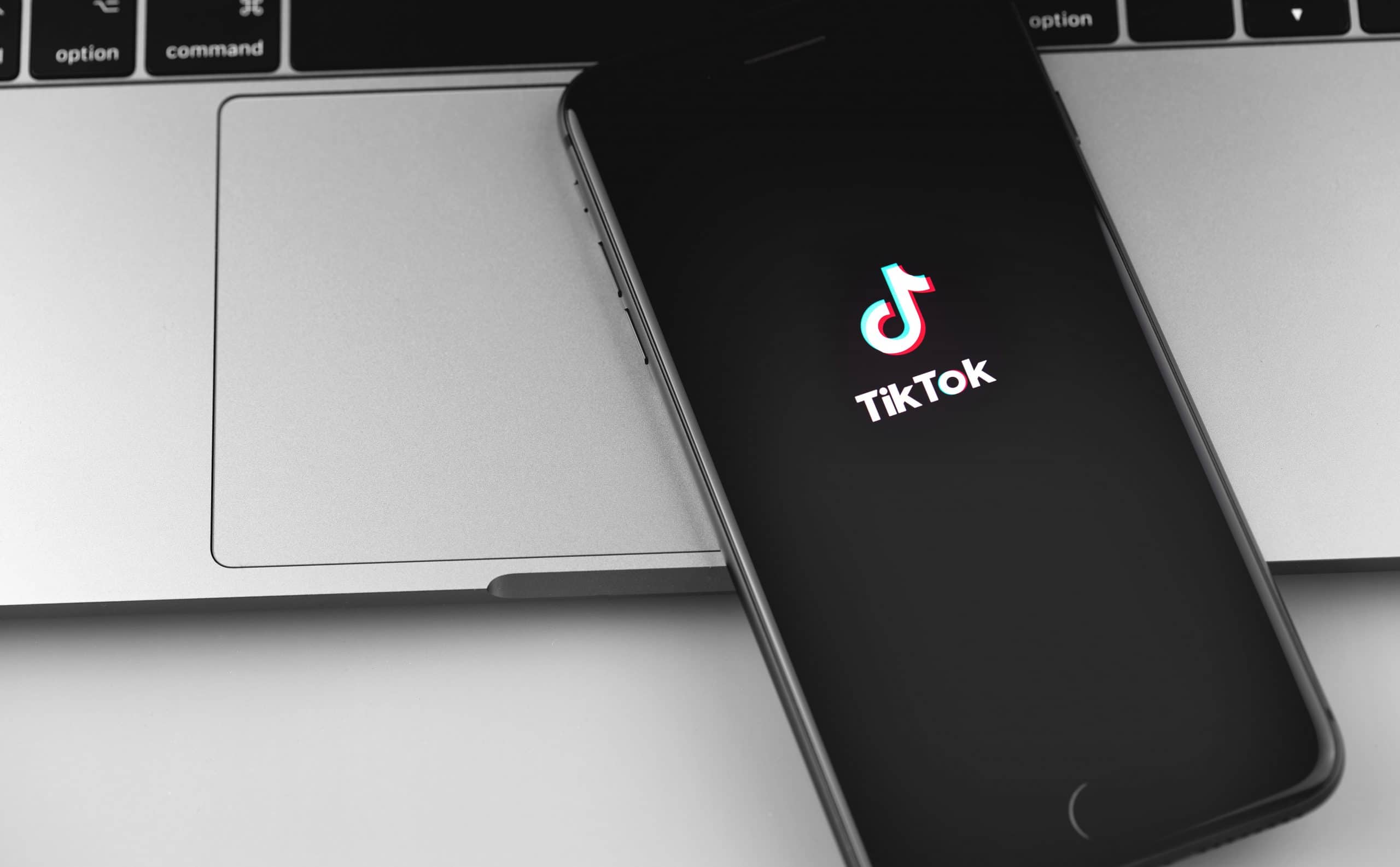 Bør din bedrift starte med TikTok annonsering?